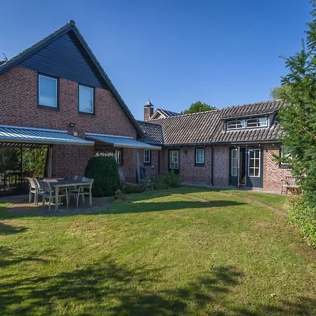 Btween Maas&waal Appartement *