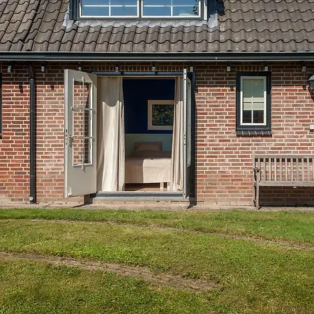 Btween Maas & Waal *