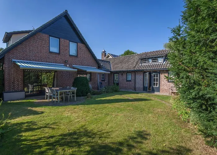 Btween Maas & Waal 公寓 *